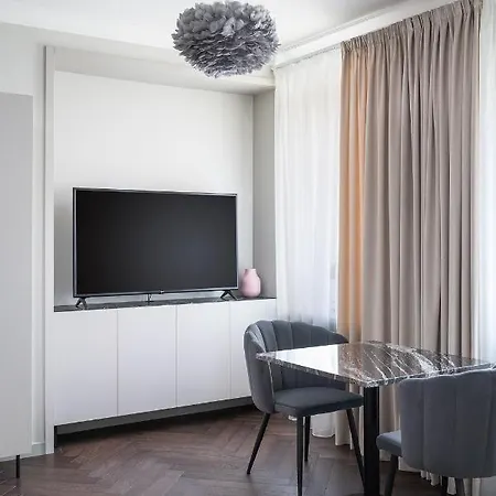 Place No. 2 Apartment
