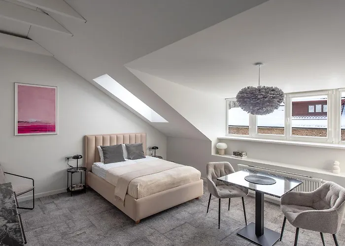 Place No. 2 Appartement *